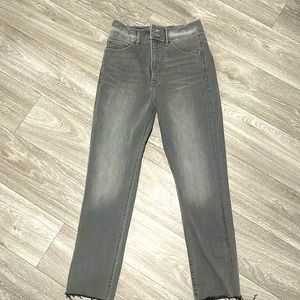 Express slim super high rise sz 8 jeans raw hem